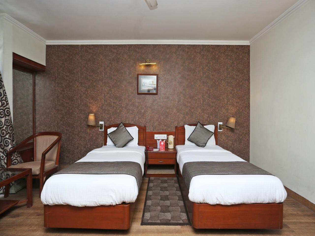 Oyo 3499 Tekarees Inn 勒克瑙 外观 照片
